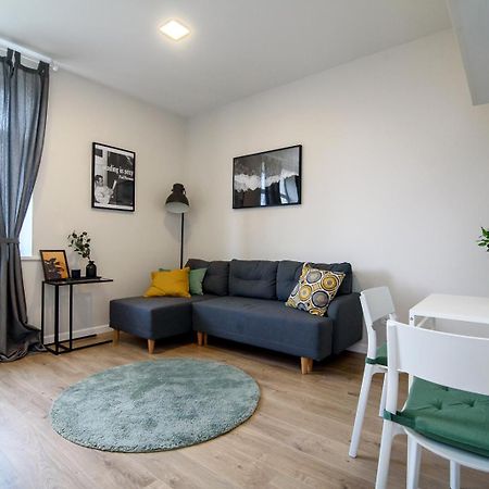Апартаменти Modern 1Br / Near Gates Of Dawn / Special Offer Аеропорт Вільнюс Екстер'єр фото